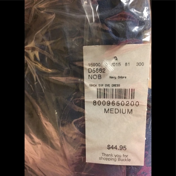 🎉Host Pick May 10 🎉👗NWT Large Buckle Pink & Blue Spaghetti Strap👗 - Picture 4 of 5